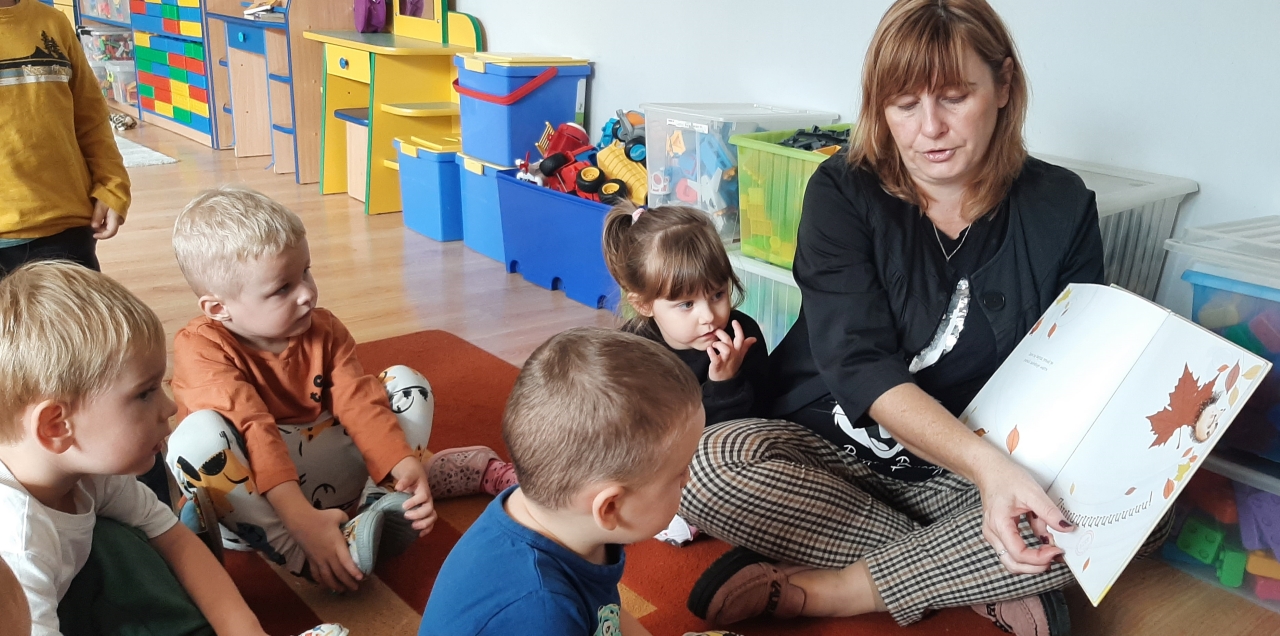 Galeria - Spotkanie Małych odkrywców z panią bibliotekarką