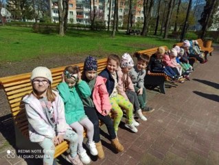 POZIOMKI OBCHODZĄ MIĘDZYNARODOWY DZIEŃ ZIEMI