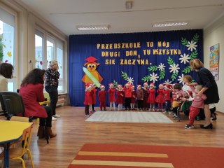 PASOWANIE NA PRZEDSZKOLAKA W GRUPIE POZIOMEK