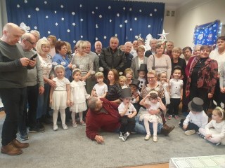 DZIEŃ BABCI I DZIADKA W GRUPIE KRECIKÓW