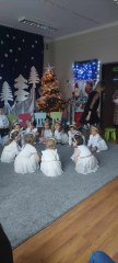 DZIEŃ BABCI I DZIADKA W GRUPIE KRECIKÓW