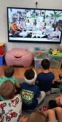 MALI ODKRYWCY UCZĄ SIĘ UDZIELAĆ PIERWSZEJ POMOCY