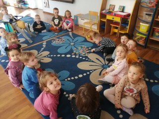 DZIEŃ WARZYW I OWOCÓW W GRUPIE POZIOMEK