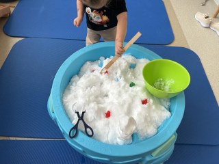 ZIMOWE ZAJĘCIA SENSORYCZNE