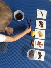 ZIMOWE ZAJĘCIA SENSORYCZNE