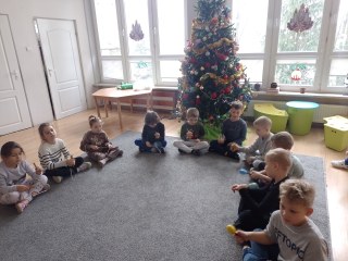 KOLOROWE NUTKI - ZIMOWA MUZYKA