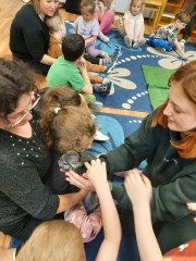 DZIECI Z PRZEDSZKOLA UCZESTNIKAMI WIOSENYCH WARSZTATÓW ZOOLOGICZNYCH