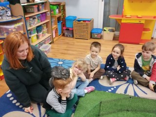 DZIECI Z PRZEDSZKOLA UCZESTNIKAMI WIOSENYCH WARSZTATÓW ZOOLOGICZNYCH