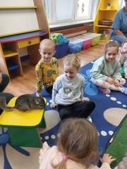 DZIECI Z PRZEDSZKOLA UCZESTNIKAMI WIOSENYCH WARSZTATÓW ZOOLOGICZNYCH