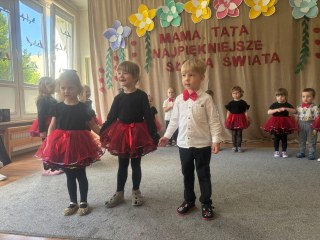MAMA I TATA NAJPIĘKNIEJSZE SŁOWA ŚWIATA