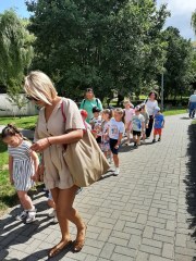 WYJŚCIE NA LODY – ZAKOŃCZENIE ROKU SZKOLNEGO W GRUPIE MAŁYCH ODKRYWCÓW